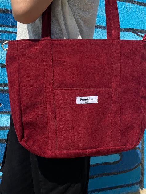 maroon canvas tote bags.